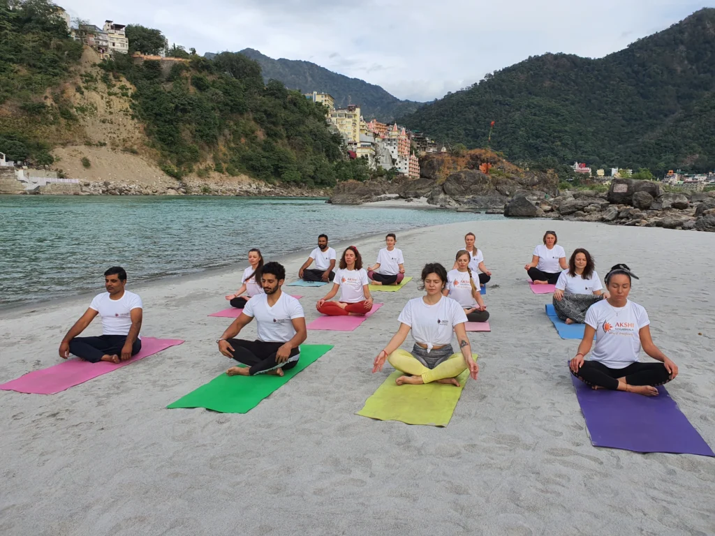 Top 5 Yoga Schools in Rishikesh: Where Should You Begin Your Yoga Journey?